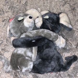 Vintage 1977 Dakin Plush Hugging Mice